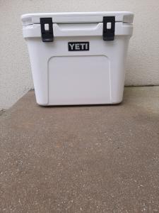 Yeti Roadie 32 Cooler with Wheels