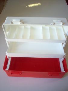 Fischer Plastics Medium First Aid Safety Box