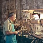 1100 Lumen Portable LED Work Light, 2-in-1 Stand