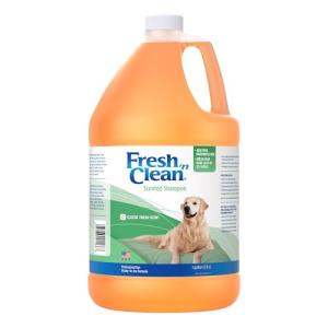 PetAg Fresh ’n Clean Scented Shampoo, Classic Fresh Scent - 1 Gallon - Moisturizes with Vitamin E & Aloe Vera - Strengthens & Repairs Coats - Soap Free