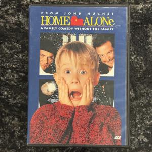 Home Alone DVD - Classic Holiday Movie