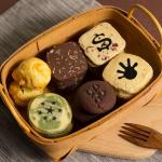 Magnoloran 36 Coffee Stencils+1 Mesh Powder Shaker+1 Latte Art Pen, Cake Baking Templates Coffee Decoration Stencils Coffee Art Templates for Christmas Thanksgiving Cake Coffee Cappuccino