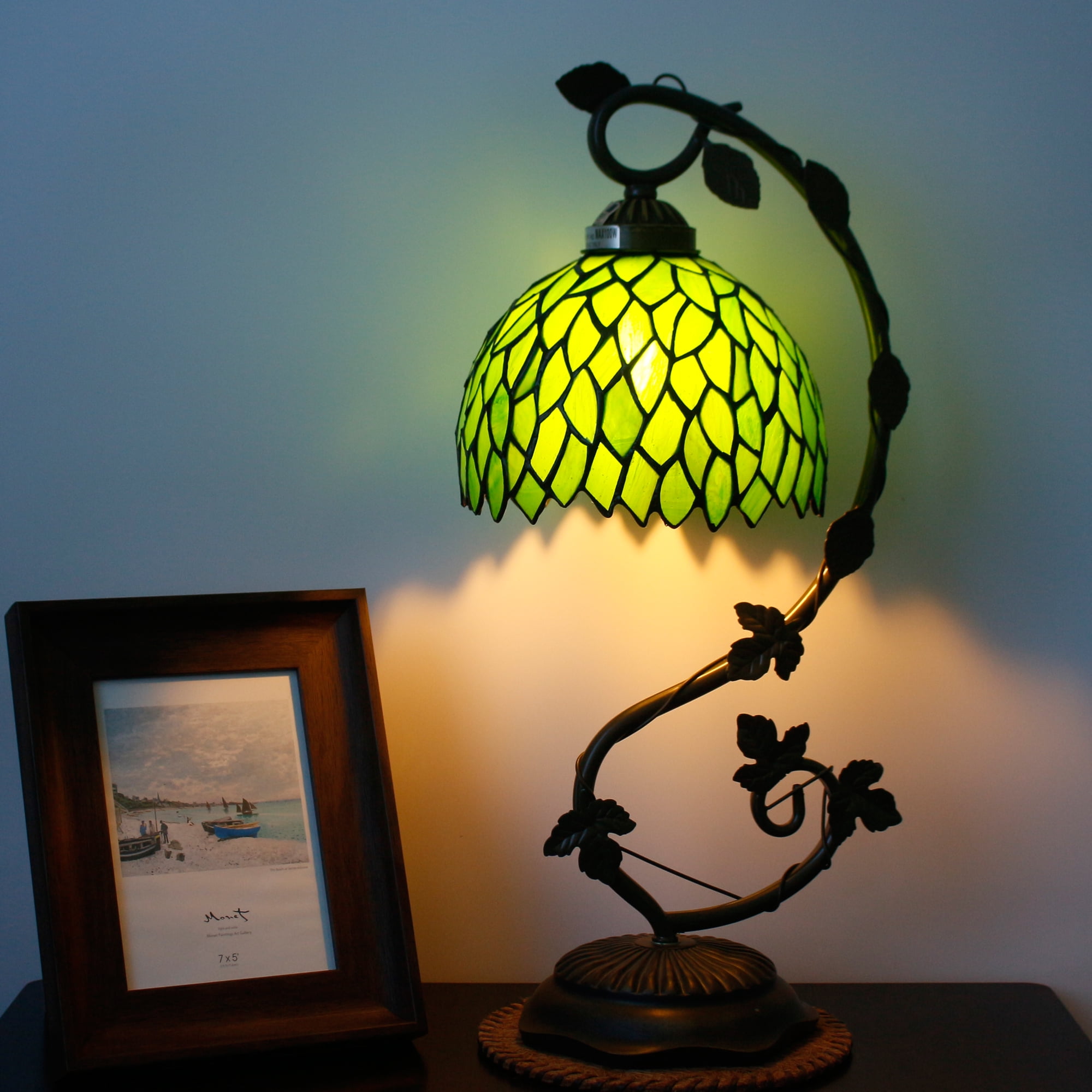 Tiffany Style Stained Glass Bedside Table Lamp