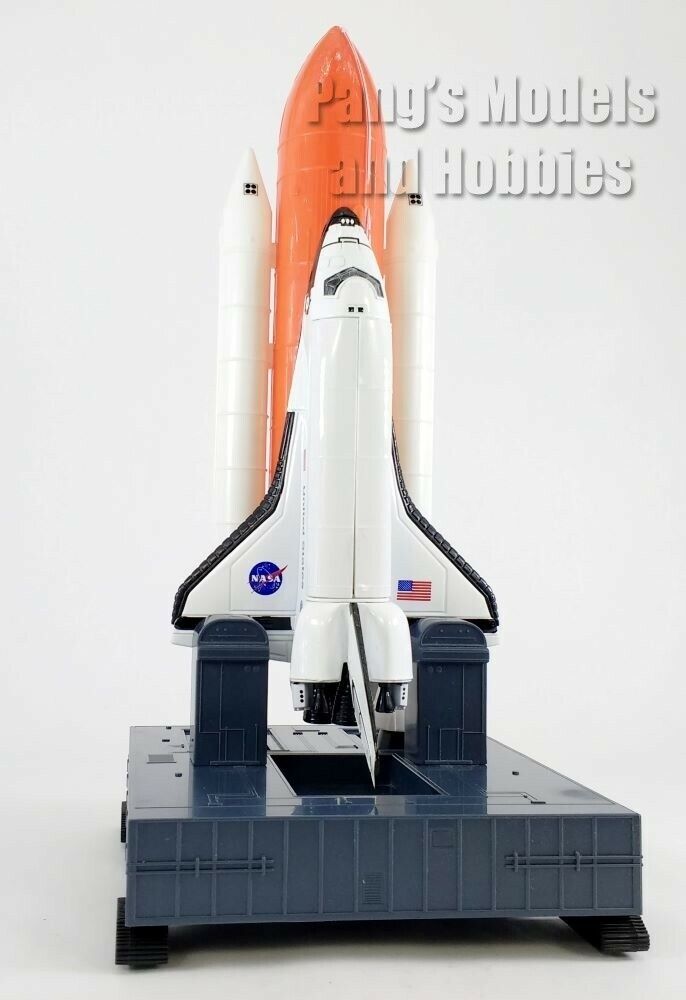 Space Shuttle Launch Set with Astronauts Model