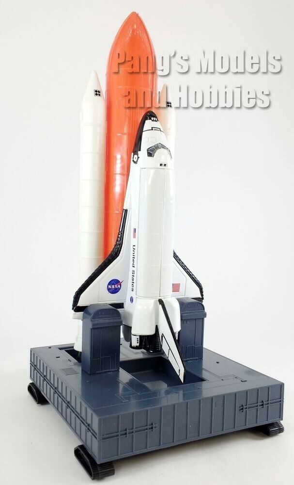 Space Shuttle Launch Set with Astronauts Model