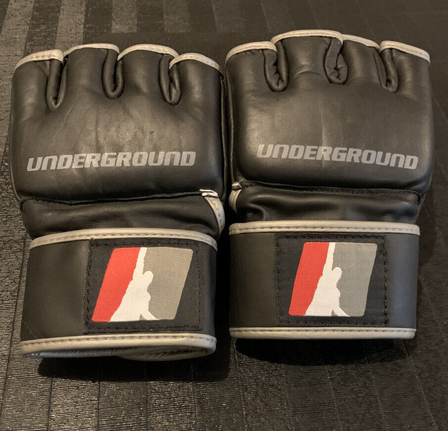 Black Competition Pro Style MMA Gloves