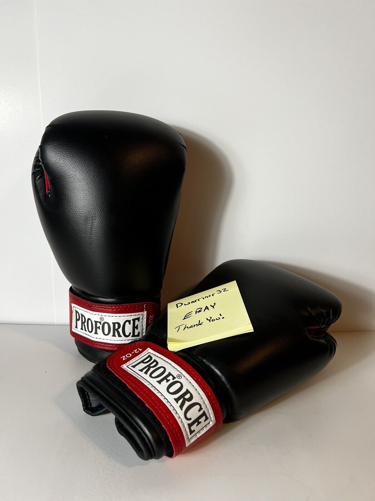 Black Leatherette Unisex Boxing Bag Gloves - Red Palm