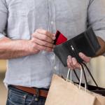 Men's Slim RFID Blocking Wallet - Compact & Secure