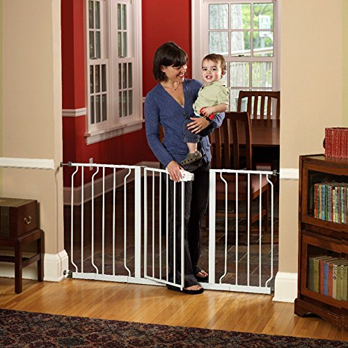 Regalo Extra Wide WideSpan Walk Through Safety Gate