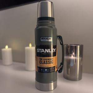 Stanley Classic Vacuum Flask 1L - Green