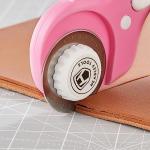 45mm Rotary Cutter with 5 Extra Blades - Pink
