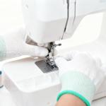 Lightweight Free-Motion Quilting Gloves for Sewing