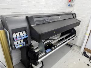 HP Latex 560 Large Format Printer Bundle