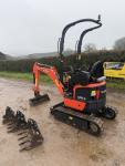 Kubota U10-5 Mini Excavator Digger, 370 Hours