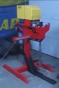 Tyre Cutting Machine for Recycling Worn Tyres