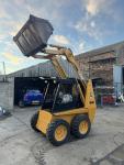 Case 1840 Bobcat Skid Steer Loader