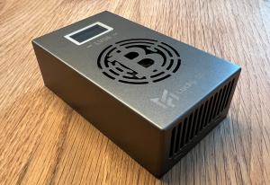 Lucky Miner LV06 500GH/S Bitcoin Mining Device