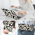 MacBook Pro 13 Inch Hard Shell Case - Black Wave