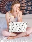 Seorsok MacBook Pro 13 Inch Case - Polka Dots