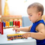 Luxury Die-Cast Yellow School Bus for Kids