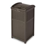 Suncast 33 Gallon Outdoor Trash Can with Lid