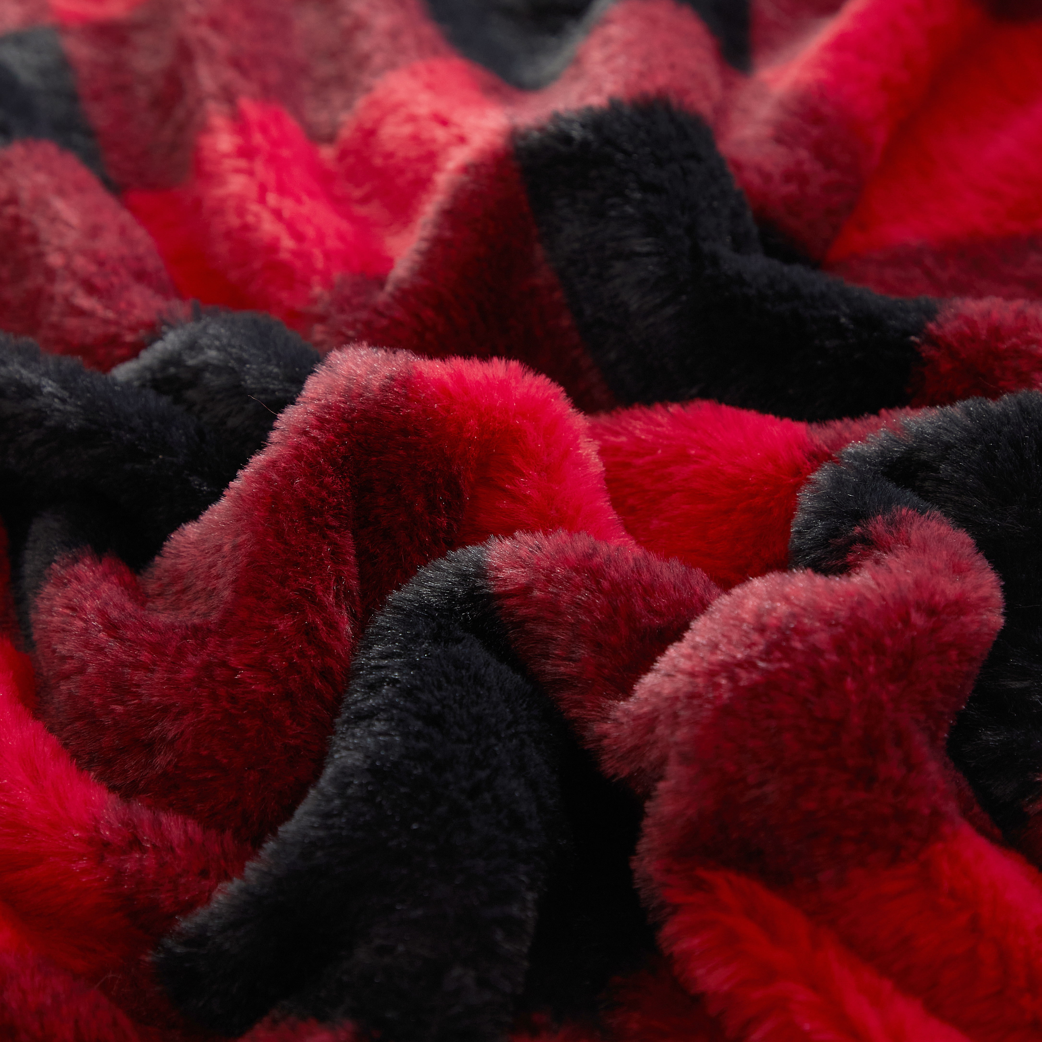 Cozy Red Buffalo Check Sherpa Throw Blanket