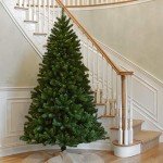 7.5ft Green Artificial Christmas Tree with Stand