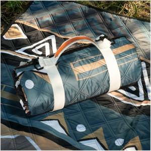 Genovega Extra Large Waterproof Picnic Blanket