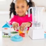 Melissa & Doug Smoothie Maker Pretend Play Set