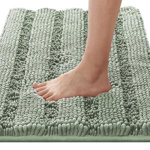 Non-Slip Chenille Bath Rug for Safety and Comfort