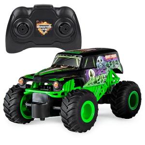 Monster Jam, Official Grave Digger Remote Control Monster Truck, 1: 24 Scale, 2.4 Ghz, for Ages 4 & Up