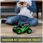 Monster Jam, Official Grave Digger Remote Control Monster Truck, 1: 24 Scale, 2.4 Ghz, for Ages 4 & Up
