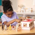 Melissa & Doug Take-Along Show-Horse Stable Play Set– Pretend Play Wooden Barn Toy with 8 Horse Toys & Carrying Case, Portable Preschool Travel Toys for Kids Ages 3+