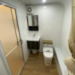 Modern 19FT Prefab Tiny Home, Fully Assembled Modular Pod with Thermal Insulation Stormproof Roof, Quick Tool-Free Setup, Ideal for Office Studio Guest House