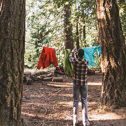 GEAR AID 30ft Camo Paracord and Carabiner