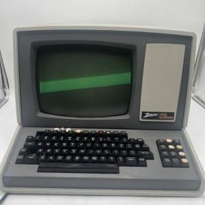Vintage Zenith Z-19 CRT Display Dumb Terminal