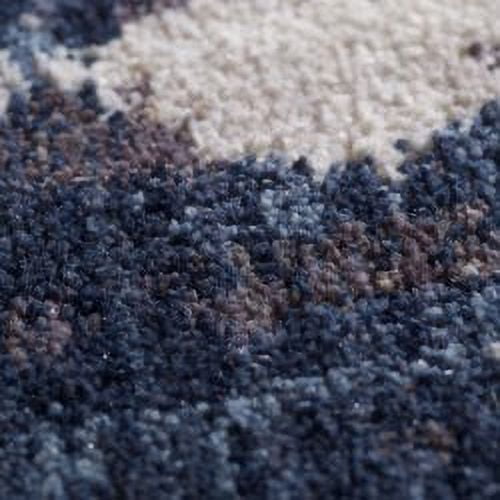 Navy Abstract Accent Rug for Indoor Spaces, 5' x 7