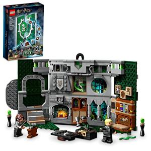 LEGO Harry Potter Slytherin House Banner Set