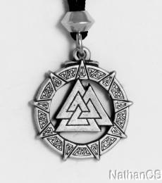 Viking Valknut Fallen Knot Necklace by Pepi