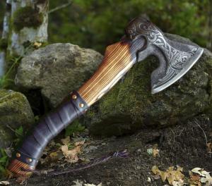 Valhalla Viking Throwing Axe – Hand-Forged Carbon Steel