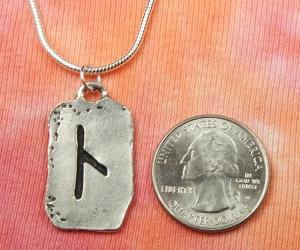 Laguz Rune Necklace - Viking Elder Futhark Jewelry
