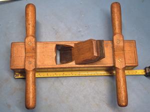 Japanese Hand Plane with Two-Handle Design