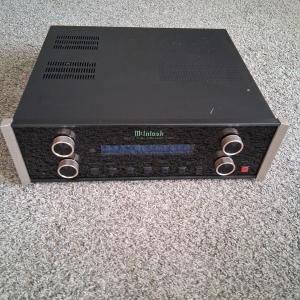 McIntosh C220 Stereo Tube Preamp