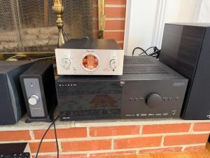 Vincent Audio SV-200 Hybrid Tube Amplifier Silver