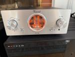 Vincent Audio SV-200 Hybrid Tube Amplifier Silver