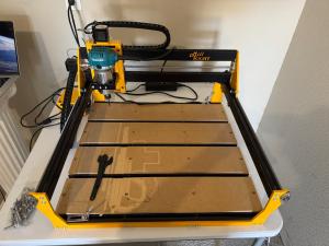 Mill Right CNC Carve King 2 with Router Bits