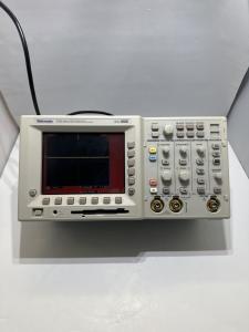 Tektronix TDS 3012B 100 MHz Digital Oscilloscope