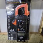 Klein Tools CL600 Auto-Ranging Digital Clamp Meter