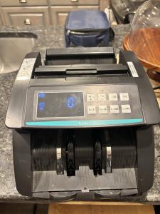KOLIBRI Fast and Easy Money Counter Machine
