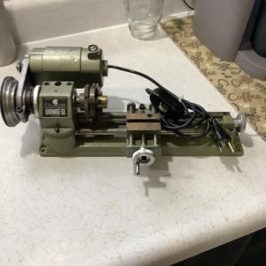 Mini Electric Metalworking Lathe with Manual Control